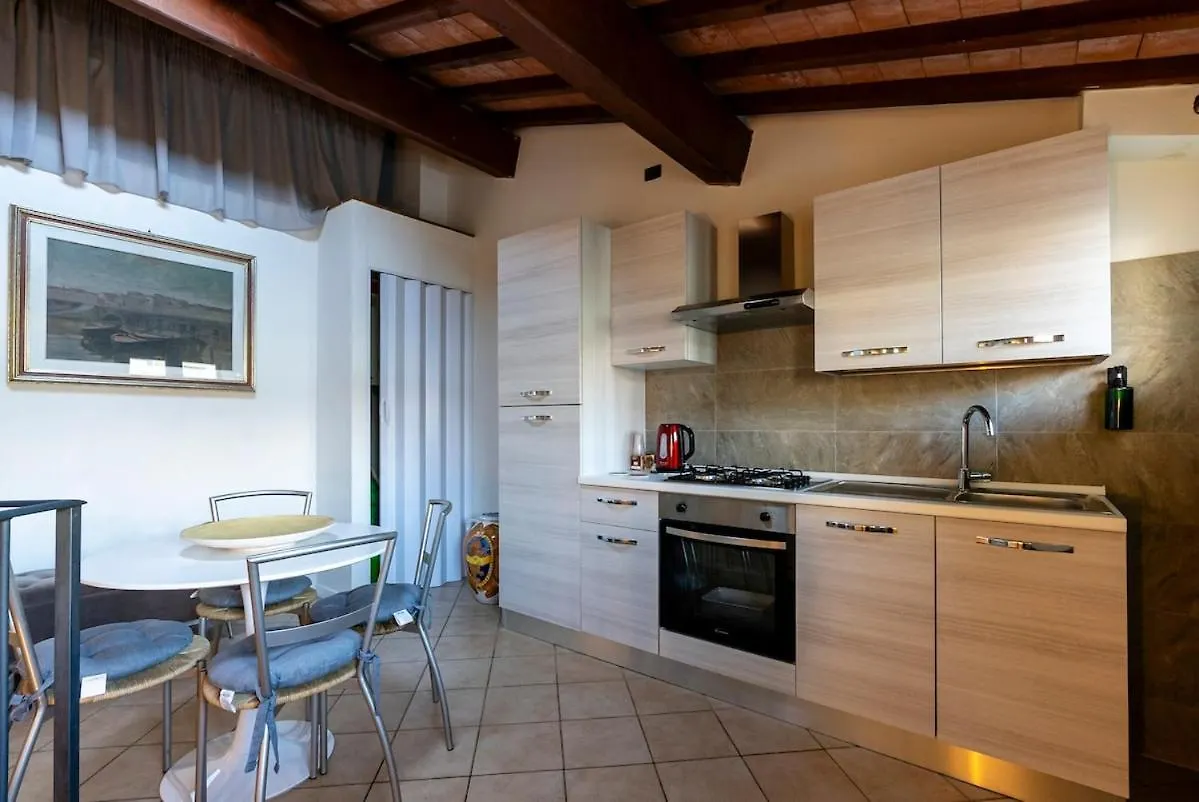 I Bimbi Apartments 'The Suite' Livorno 0*,