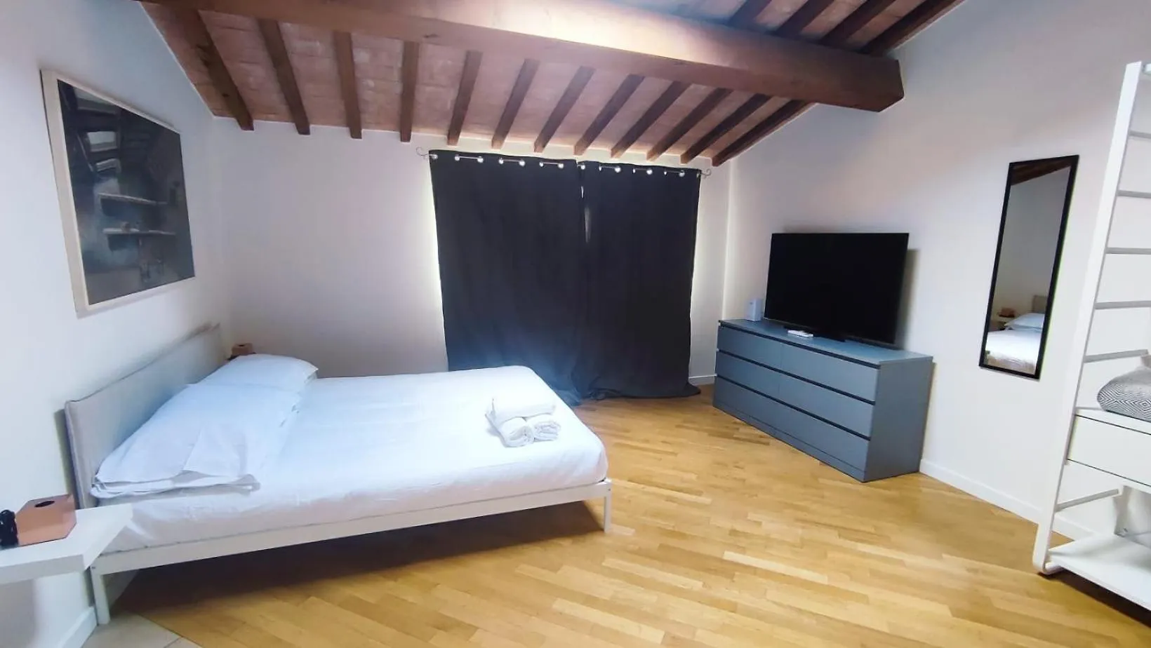 I Bimbi Apartments 'The Suite' Livorno Italy