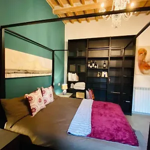 Apartment Fashion House In Centro, Livorno