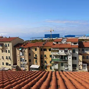Apartment Porta A Mare, Free Parking, Livorno