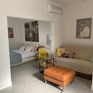 8+8 Con Garage Appartement