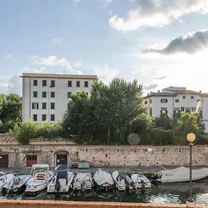 Apartment The Architect - Canals View, Livorno